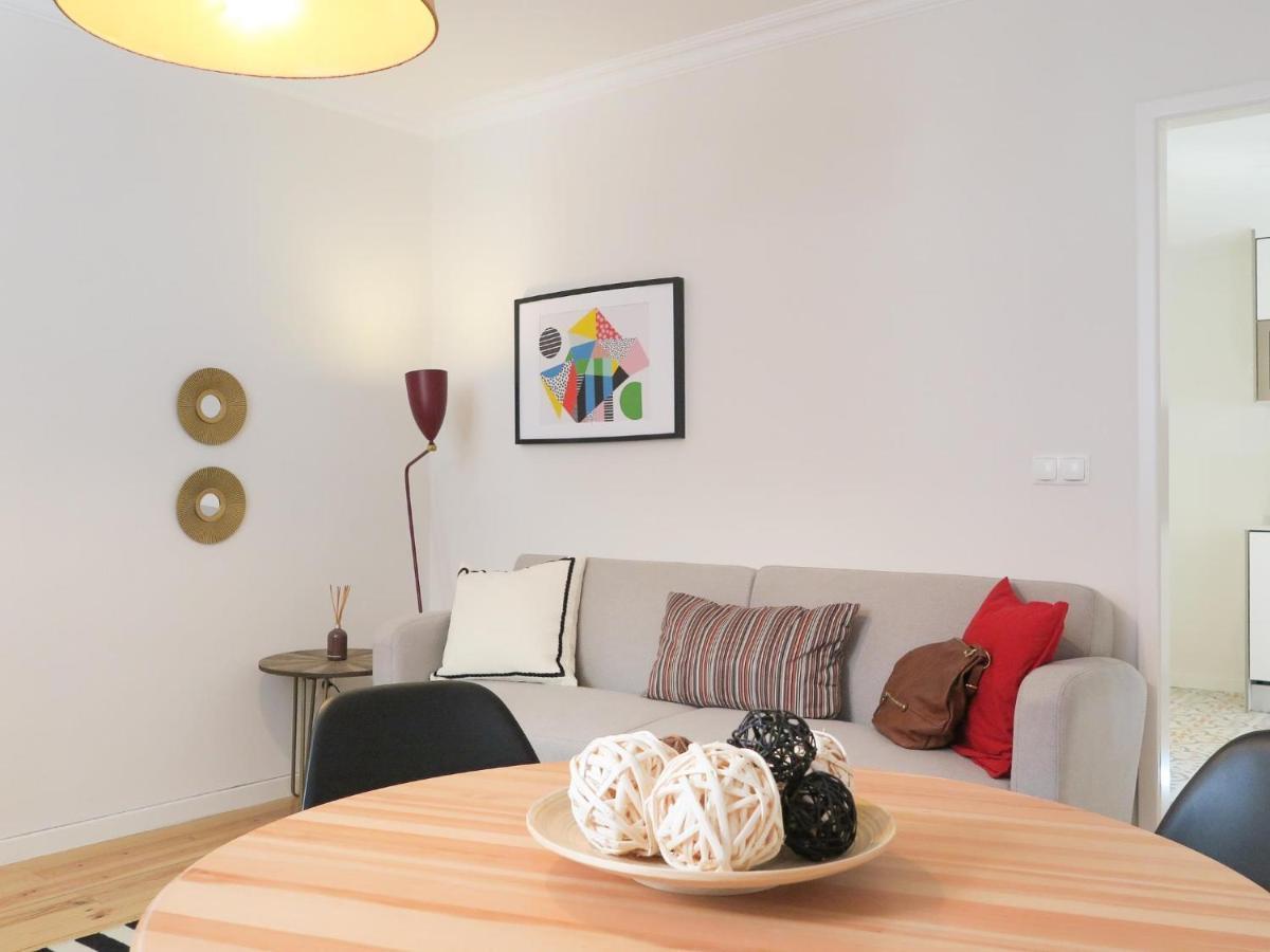 Historic Alfama Apt With Modern Style Лиссабон Экстерьер фото